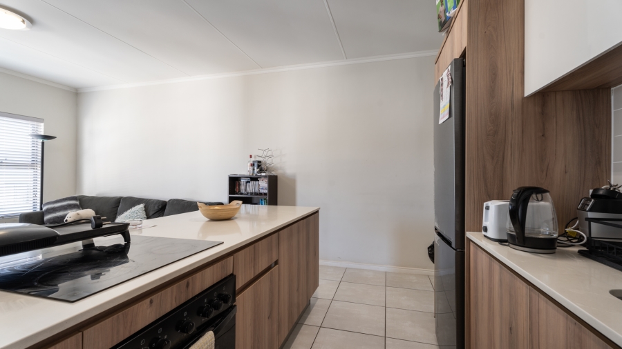 1 Bedroom Property for Sale in De Zicht Estate Western Cape